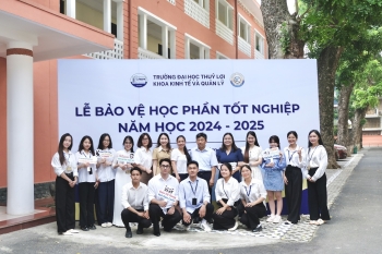 KHÉP LẠI 5 NGÀY BẢO VỆ KHOÁ LUẬN TỐT NGHIỆP – MỘT HÀNH TRÌNH, MỘT DẤU ẤN KHÓ PHA